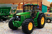 Load image into Gallery viewer, SCH07887 Schuco John Deere 7700 Tractor