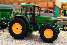 Load image into Gallery viewer, SCH07887 Schuco John Deere 7700 Tractor