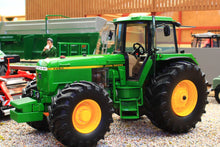 Load image into Gallery viewer, SCH07889 Schuco John Deere 4960 Tractor