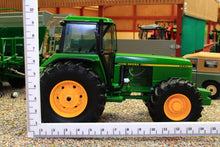 Load image into Gallery viewer, SCH07889 Schuco John Deere 4960 Tractor