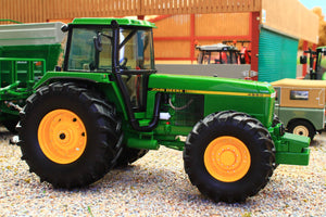 SCH07889 Schuco John Deere 4960 Tractor