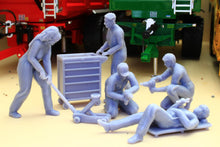 Load image into Gallery viewer, PYOS116 Figure Set 1:32 Scale - 4 x Mechanics Figures (Requires Painting)