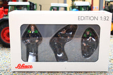 Load image into Gallery viewer, SCH32U00021 Schuco 1:32 Scale Set of 3 Mechanics Figures in Deutz overalls