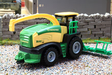 Load image into Gallery viewer, &quot;NEW&quot; SIM510A (BIG X 580) Majorette 1/87 Scale Krone Self Propelled Forage Harvester