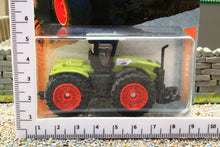 Load image into Gallery viewer, SIM501BMajorette187ScaleClaasXerion5000Tractor_pic4
