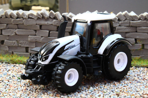 SIM501CMajorette187ScaleValtra4WDTractorinWhite_Pic1