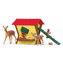Load image into Gallery viewer, SL42658  Schleich Feeding the Forest Animals