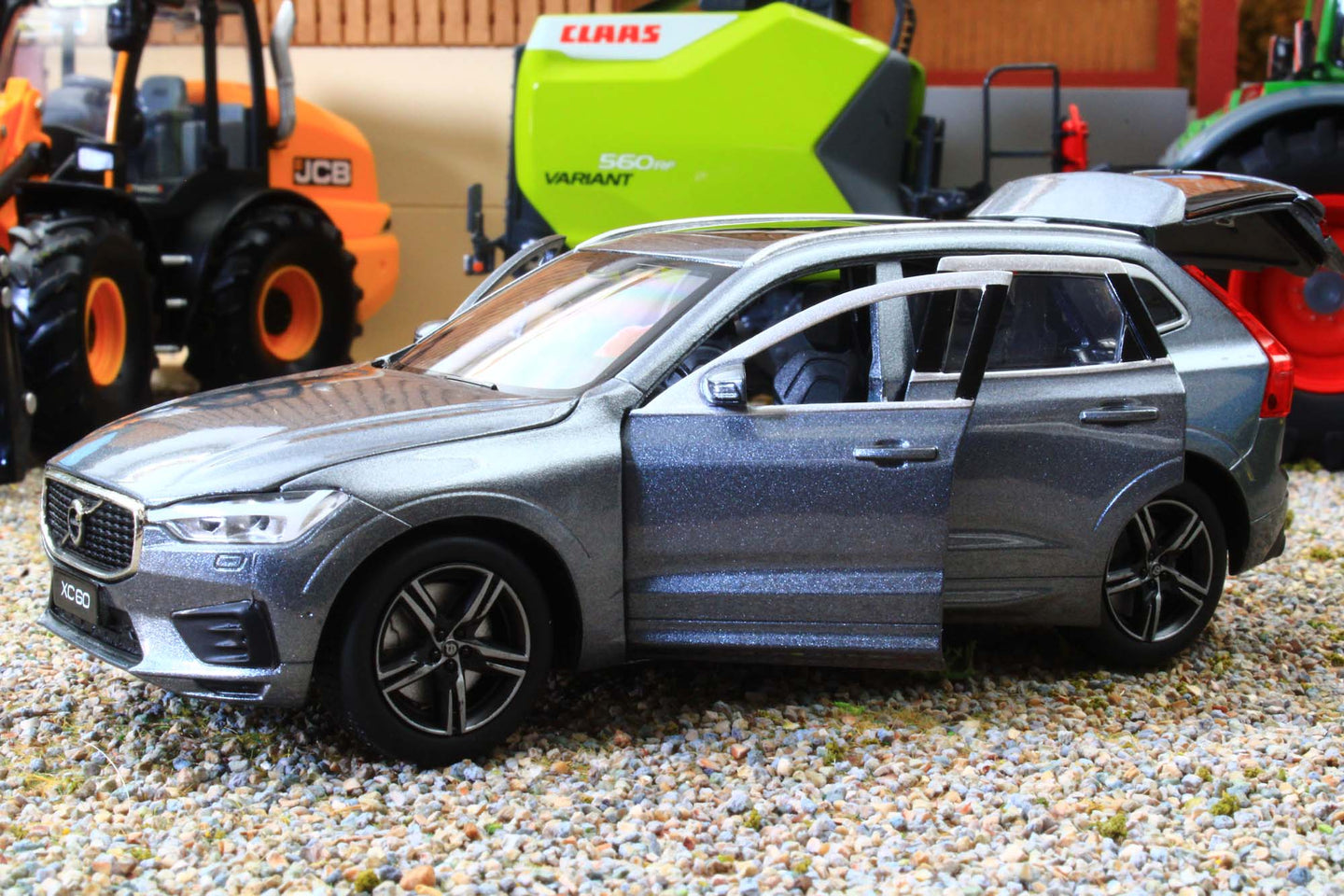 TAY32100115 TAYUMO 1:32 Scale Volvo XC60 with lights and sound Osmium Grey