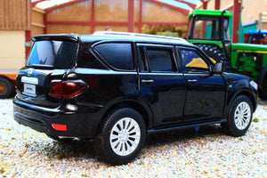 TAY32115014 Tayumo 1:32 Scale Nissan Patrol in Black Y62 4x4