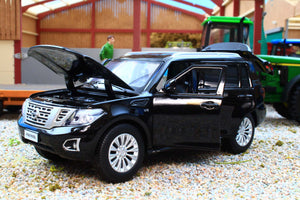 TAY32115014 Tayumo 1:32 Scale Nissan Patrol in Black Y62 4x4