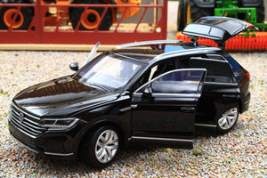 TAY32135013 TAYUMO 132 Scale Volkswagon Touareg with lights and sound