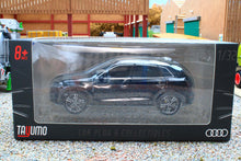 Load image into Gallery viewer, TAY32140022 TAYUMO 1:32 Scale Audi Q5 in Black