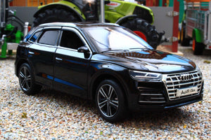 TAY32140022 TAYUMO 1:32 Scale Audi Q5 in Black