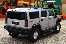 Load image into Gallery viewer, TAY32160011 TAYUMO 1:32 Scale Hummer H2 in Silver with lights and sound