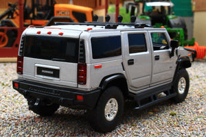 TAY32160011 TAYUMO 1:32 Scale Hummer H2 in Silver with lights and sound