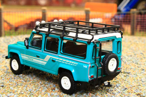 TSMMGT00590R Mini GT 1:64 Scale Land Rover Defender 110 1985 County Station Wagon in Trident Green