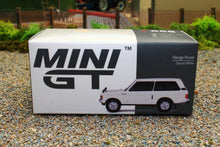 Load image into Gallery viewer, TSMMGT00658R MINIGT 1:64 scale Range Rover Davos White