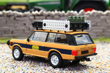 Load image into Gallery viewer, TSMMGT01311BL MINI GT 1:64 Scale Range Rover 1981 Camel Trophy Sumatra (N. Sudmann &amp; F. Hofmann) in Blister Pack