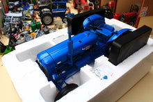 Load image into Gallery viewer, UH2640 Unversal Hobbies 1:16th Scale Fordson Power Major EX-DISPLAY