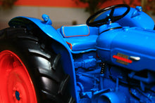 Load image into Gallery viewer, UH2640 Unversal Hobbies 1:16 Scale Fordson Power Major