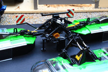 Load image into Gallery viewer, UH2834 Universal Hobbies 132 Deutz Fahr DrumMaster 432F and KM490 Font and rear mower set