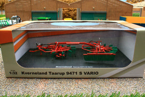 UH4206 Universal Hobbies 1:32 Scale Kverneland Taarup 9471 S Vario grass rake