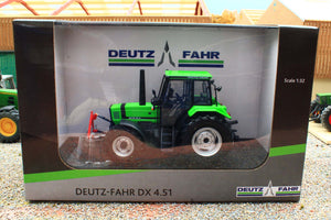 UH4905 Universal Hobbies Deutz-Fahr DX 4.51 1989 Tractor