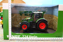 Load image into Gallery viewer, UH5231 Universal Hobbies Fendt 724 Vario 4wd Tractor Nature Green