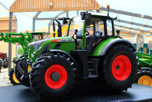 Load image into Gallery viewer, UH5231 Universal Hobbies Fendt 724 Vario 4wd Tractor Nature Green