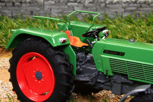 Load image into Gallery viewer, Uh5270 Universal Hobbies Fendt Farmer 3S Tractor Tractors And Machinery (1:32 Scale)
