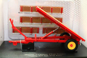 UH5329 Universal Hobbies Massey Farguson 3T Tipping Trailer