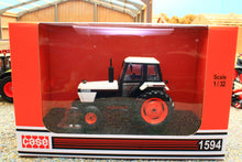 Load image into Gallery viewer, UH5361 Universal Hobbies 1:32 Scale Case IH 1594 2WD Tractor (1983-1985)
