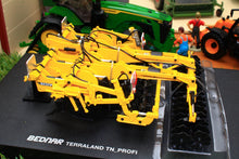 Load image into Gallery viewer, UH6217 UNIVERSAL HOBBIES BEDNAR CHISEL PLOUGH TERRALAND TN PROFI CULTIVATOR