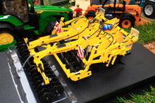 Load image into Gallery viewer, UH6217 UNIVERSAL HOBBIES BEDNAR CHISEL PLOUGH TERRALAND TN PROFI CULTIVATOR