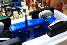 Load image into Gallery viewer, UH6297 Universal Hobbies 1:16th Scale Doe Triple D New Performance Tractor BOX NOT 100%