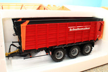 Load image into Gallery viewer, UH6409 Universal Hobbies 1:32 Scale Schuiitemaker Siwa 840 Triple Axle Trailer Limited Edition