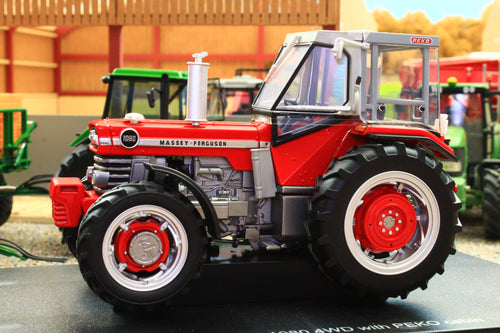 UH6481 Universal Hobbies 1:32 Scale Massey Ferguson 1080 4wd Tractor with Peko Cab