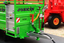 Load image into Gallery viewer, UH6627 Universal Hobbies 1:32 Scale Joskin Betimax RDS P6000 Livestock Trailer in Limited Edition Green