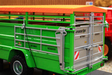 Load image into Gallery viewer, UH6627 Universal Hobbies 1:32 Scale Joskin Betimax RDS P6000 Livestock Trailer in Limited Edition Green