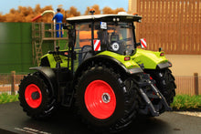 Load image into Gallery viewer, UH6645 universal Hobbies 132 Scale Claas Arion 530 4WD Tractor Ltd Edition 10000pcs