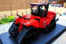 Load image into Gallery viewer, UH6654 Universal Hobbies Case IH Quadtrac 715 Tractor ** NOW IN **