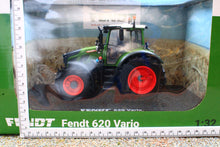 Load image into Gallery viewer, UH6666 Universal Hobbies Fendt 620 Vario Tractor