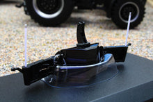 Load image into Gallery viewer, UH6685 Universal Hobbies 1:32 Scale New Holland Tractor Bumper Weight