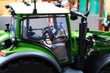 Load image into Gallery viewer, UH6688 Universal Hobbies Fendt 618 Vario Tractor with Loader