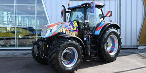 UH6698 New Holland T7 300 Limited 'Basildon' Edition Tractor