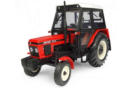 UH6719 Universal Hobbies 1:32 Scale Zetor 7711 2WD Tractor