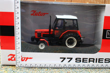 Load image into Gallery viewer, UH6719 Universal Hobbies 1:32 Scale Zetor 7711 2WD Tractor