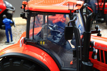 Load image into Gallery viewer, UH6727 Universal Hobbies Kubota M7 174 4WD Tractor