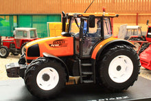 Load image into Gallery viewer, UH6729 Universal Hobbies 1:32 Scale Renault Ares 816RZ 4WD Tractor