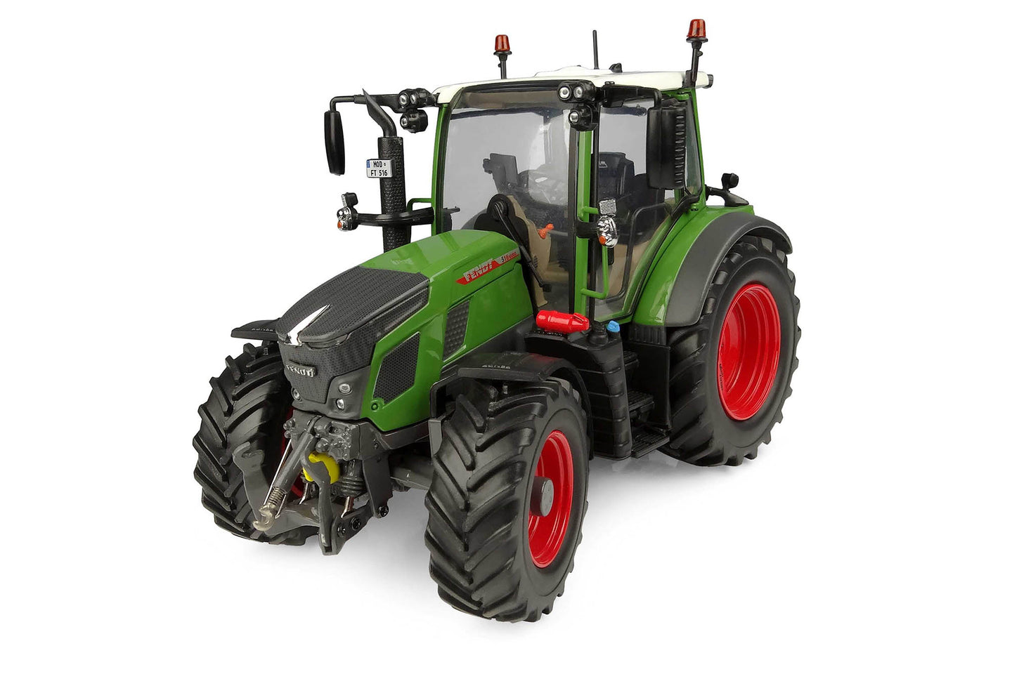 UH6740 Universal Hobbies 1:32 Scale Fendt 516 Vario 4WD Tractor